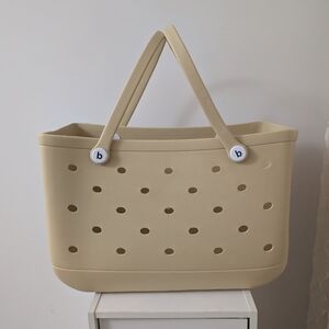 Beige Bogg Style Bag Size XL